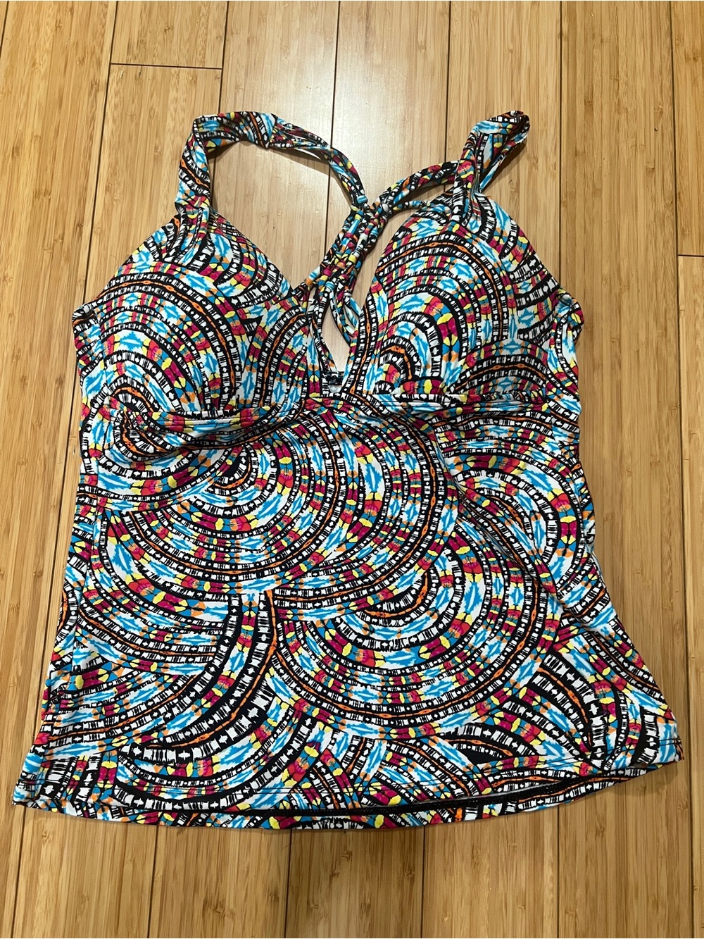 NWOT a.n.a Multicolor Geometric Swirl Tankini Top sz 10